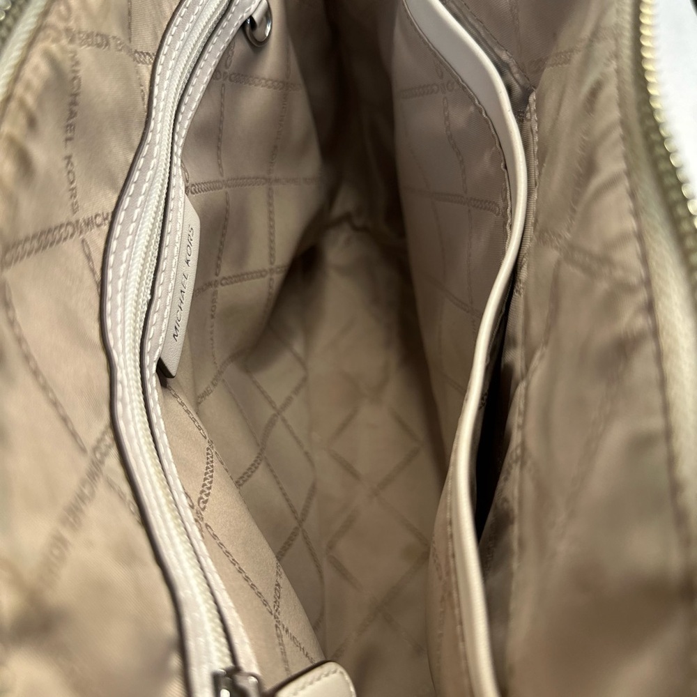 Michael Kors Charlotte Large Logo and Leather Top-Zip Tote Bag - Picture 7 of 7